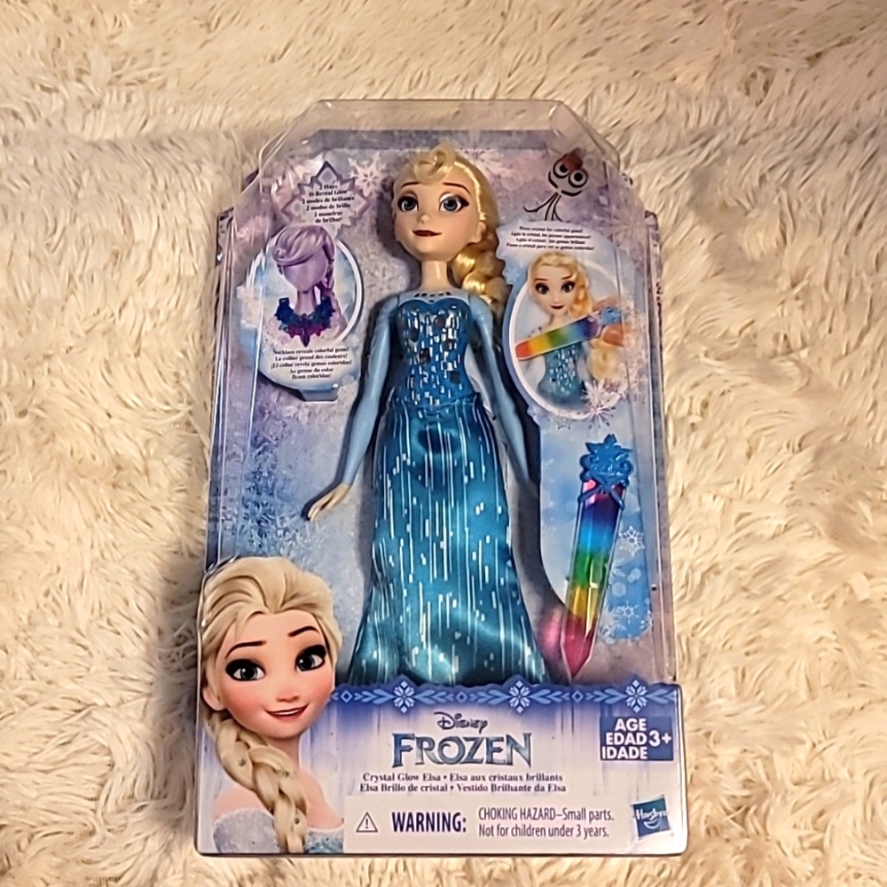Disney Frozen Crystal Glow Elsa Brand New